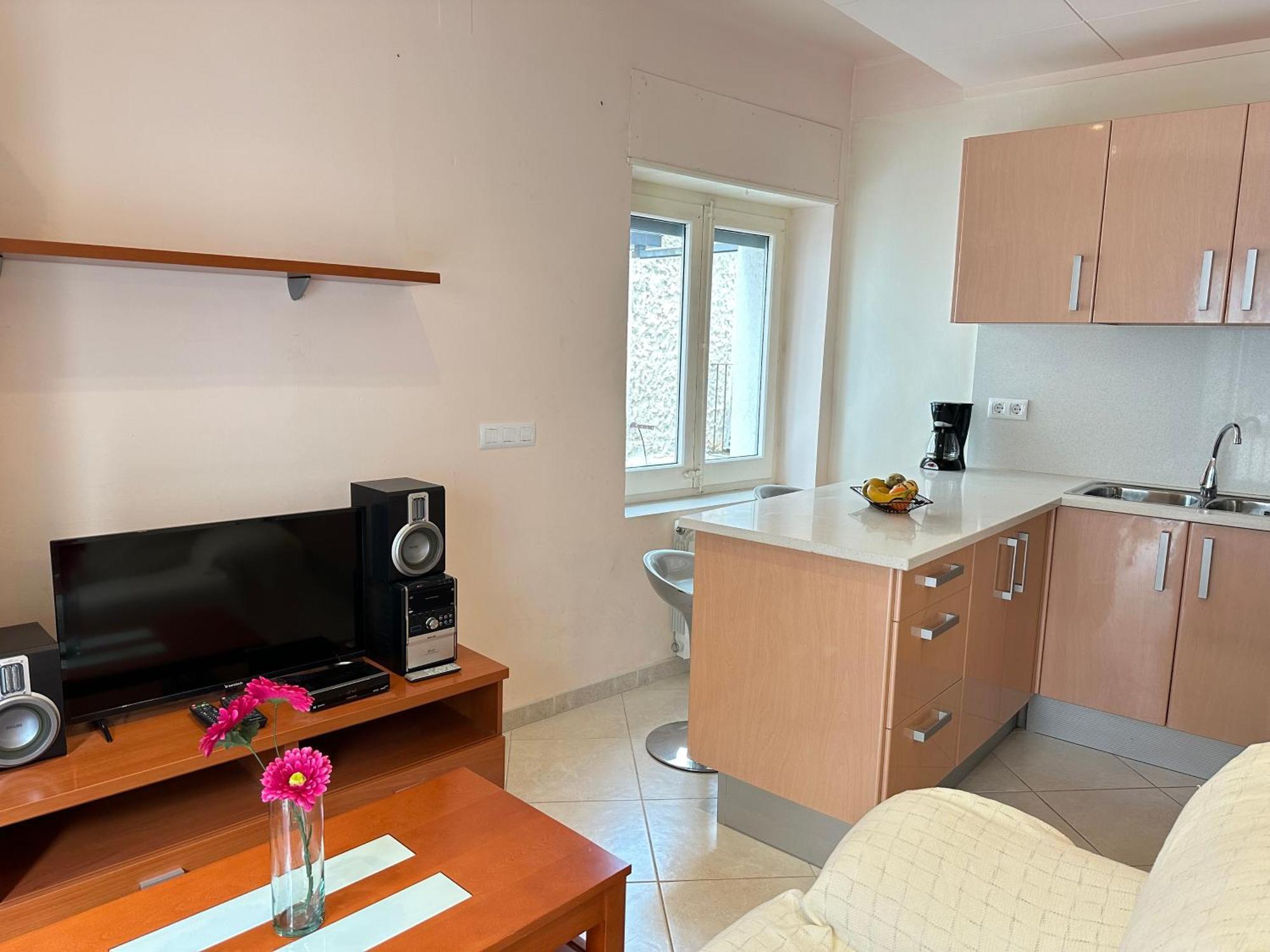 Apartment Agi Sant Sebastia 111 *