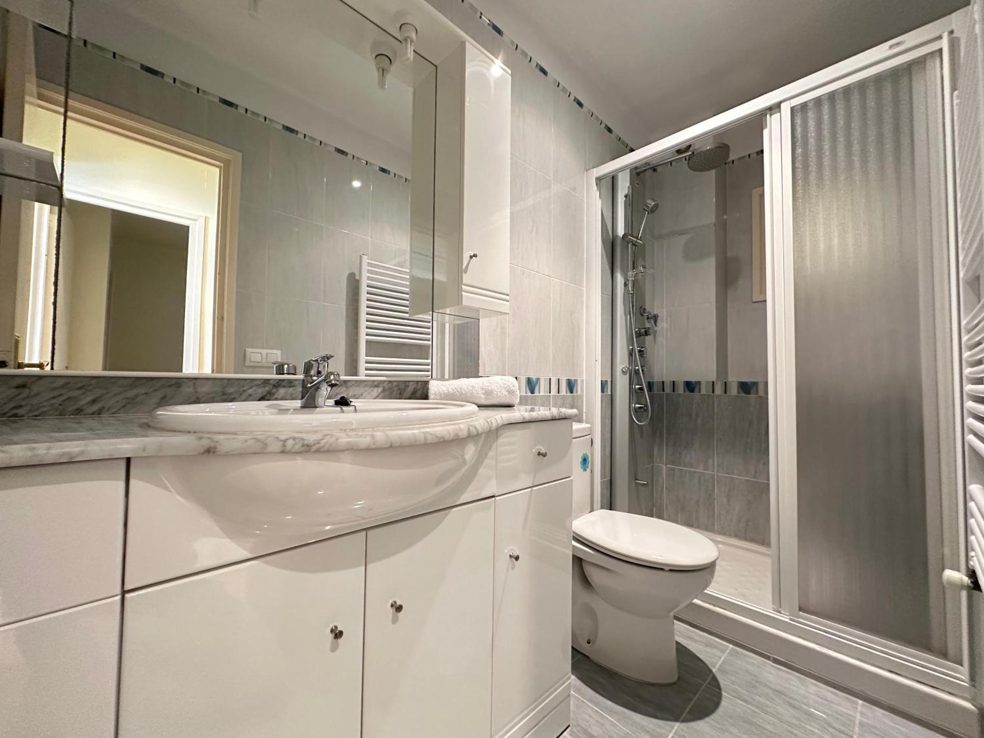 Apartment Agi Sant Sebastia 111 *